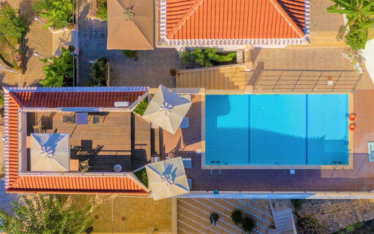 Vereniki Apartments Finikounta Dış mekan fotoğraf