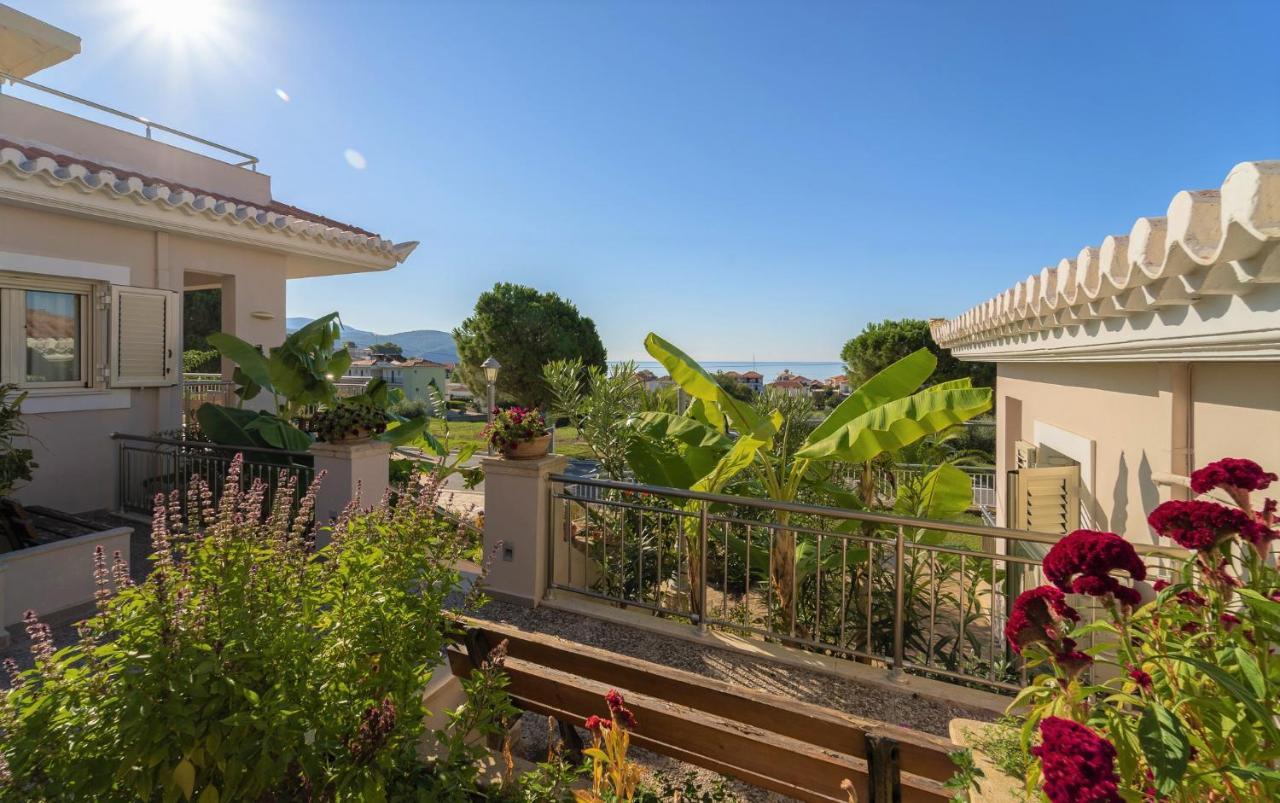Vereniki Apartments Finikounta Dış mekan fotoğraf