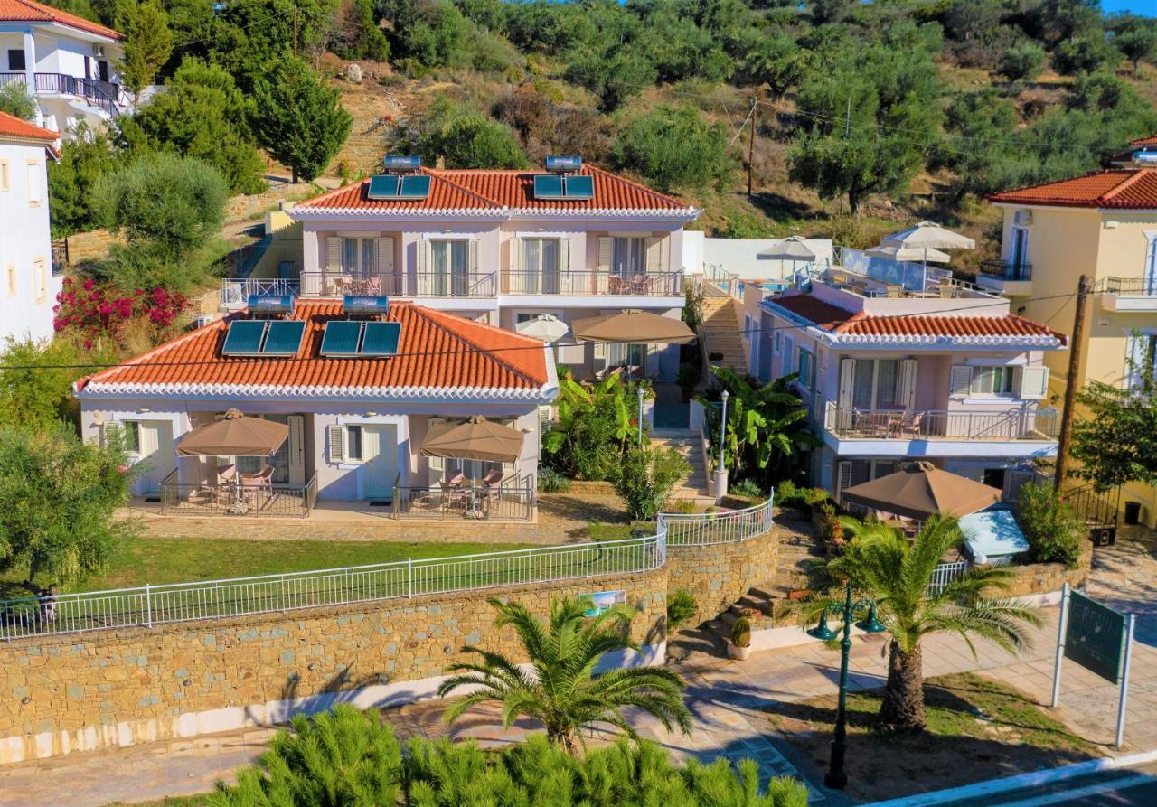Vereniki Apartments Finikounta Dış mekan fotoğraf